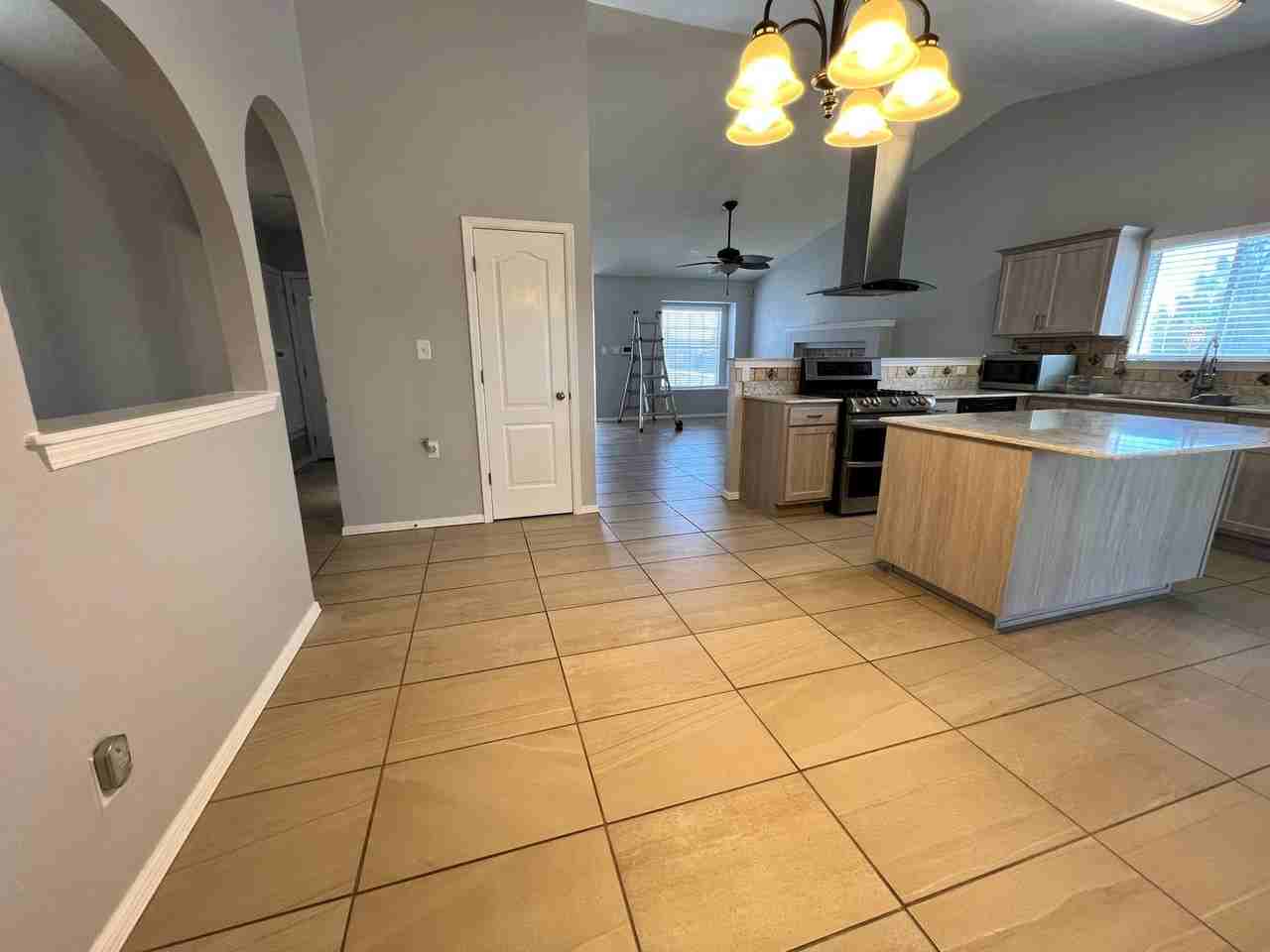12512 Angie Bombach Ave - Photo 7 of 17