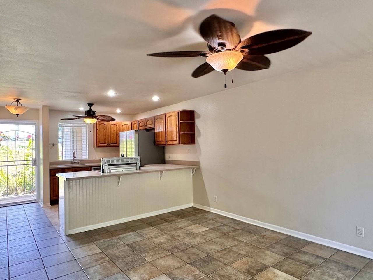 1970 Hanalima St - Photo 4 of 10