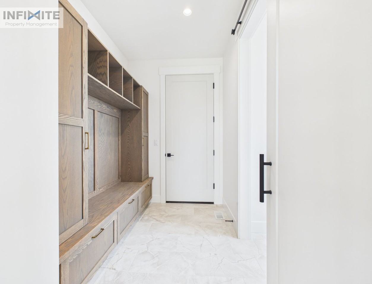 374 Cushing Ln - Photo 5 of 30