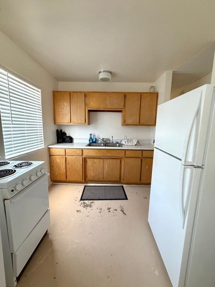 76233 Amboy Rd - Photo 5 of 11