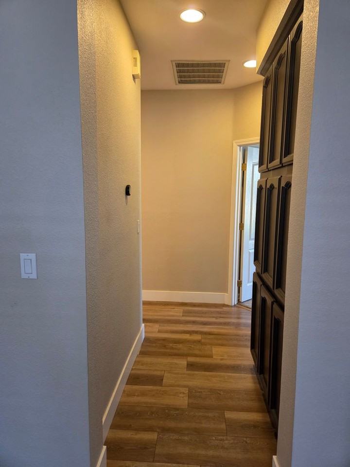 342 Leckenby Way - Photo 7 of 23