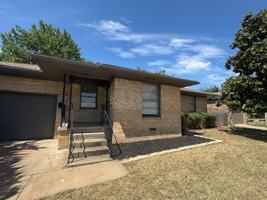 featured image of 2137 Nw Denver Ave