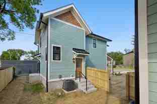 912 N 12th St - Photo 1 of 1