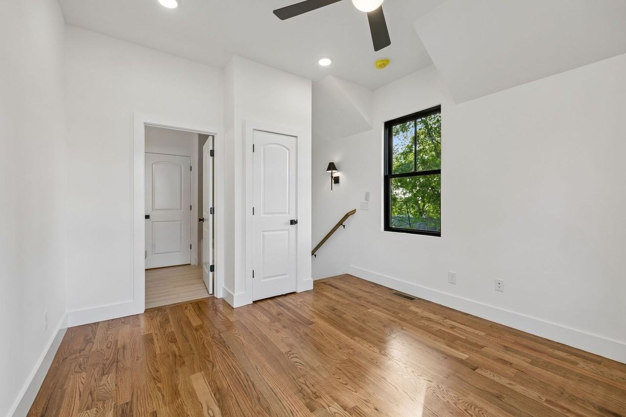 912 N 12th St - Photo 7 of 9