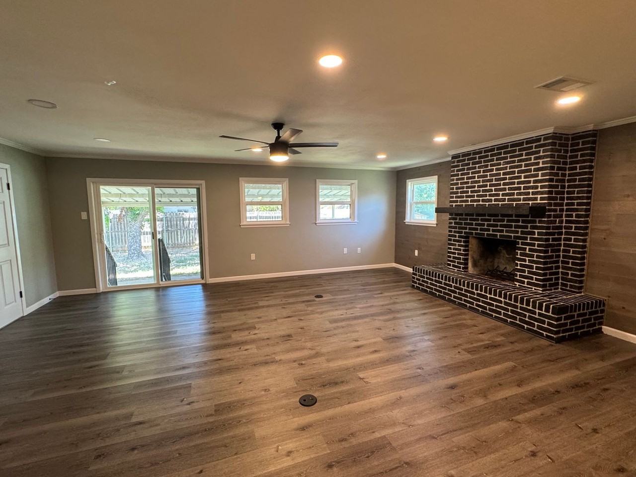 1113 N 65th St - Photo 2 of 21