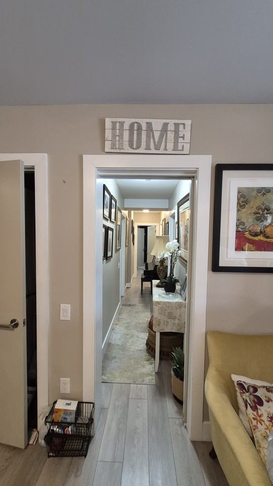 293 Viewmount Avenue ##202 - Photo 7 of 13