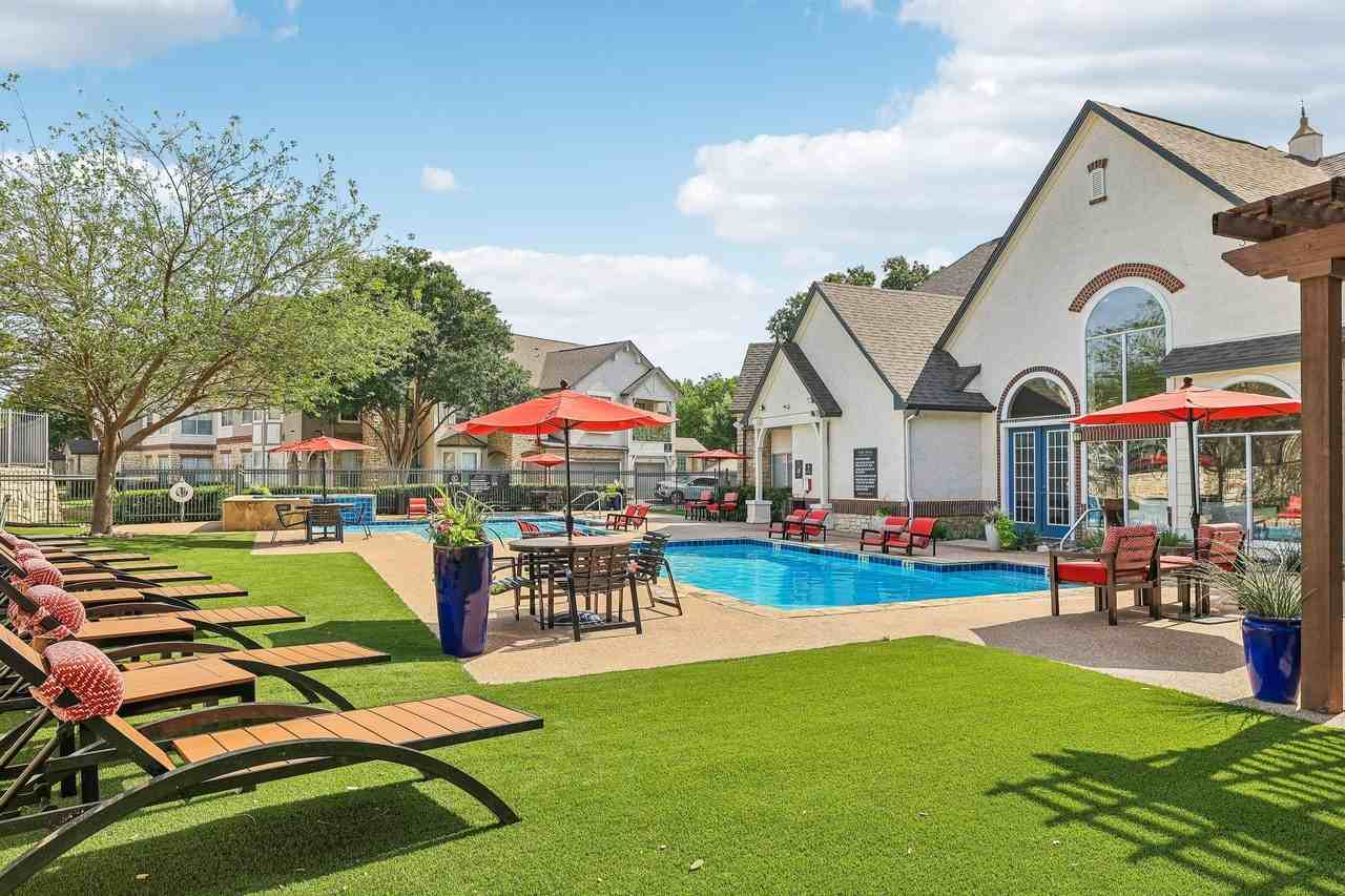 Regency Dell Ranch Apartments - Photo 2 of 40