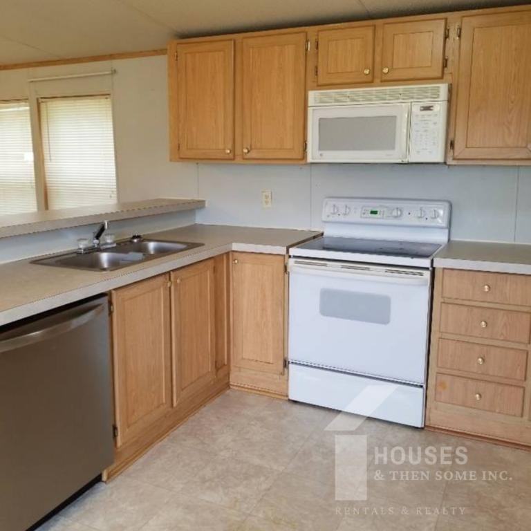 729 Brockman Mcclimon Rd - Photo 4 of 11
