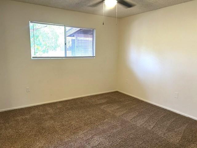915 Malaga Pl - Photo 7 of 17