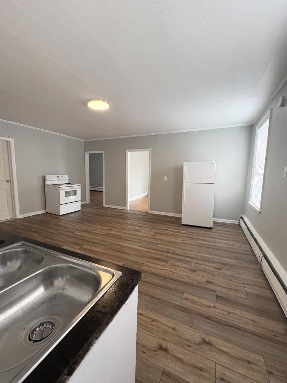 214 Blake St Apt 3 - Photo 5 of 16
