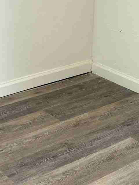 1724 Nw 49th St - Photo 7 of 18