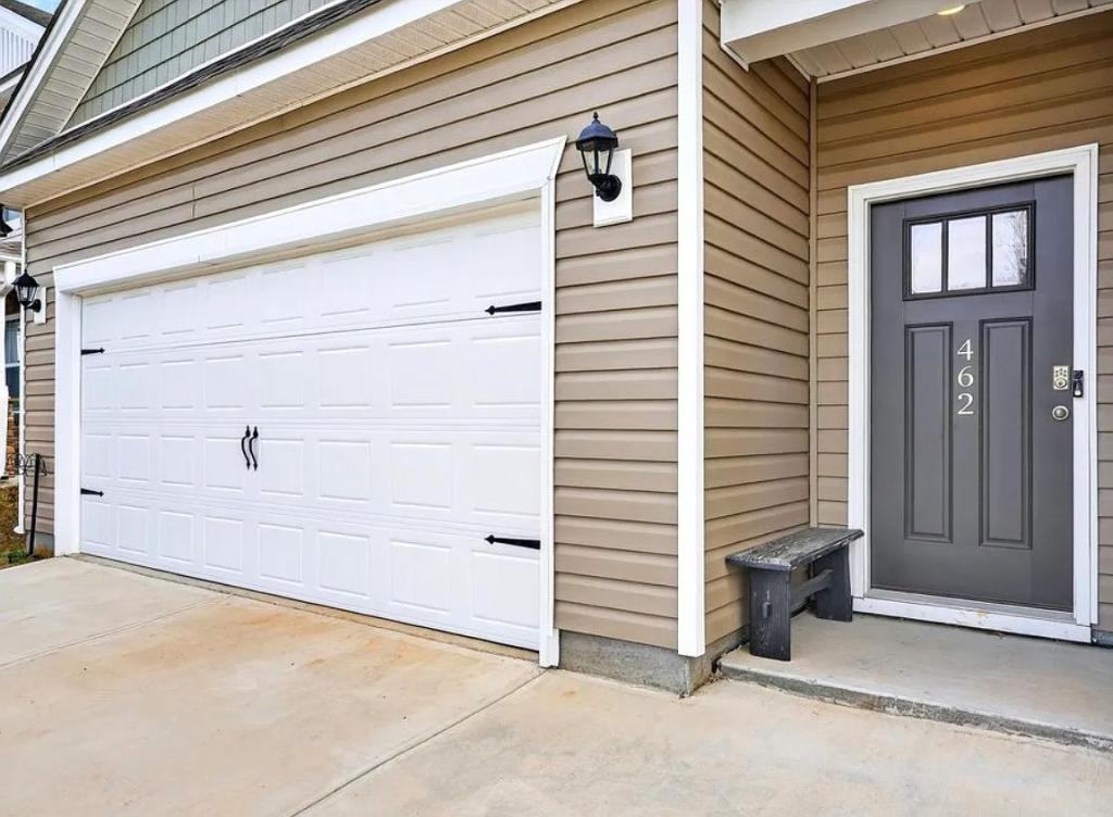 462 Fenwick Dr - Photo 4 of 30