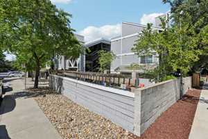 featured image of 1352 Creekside Dr