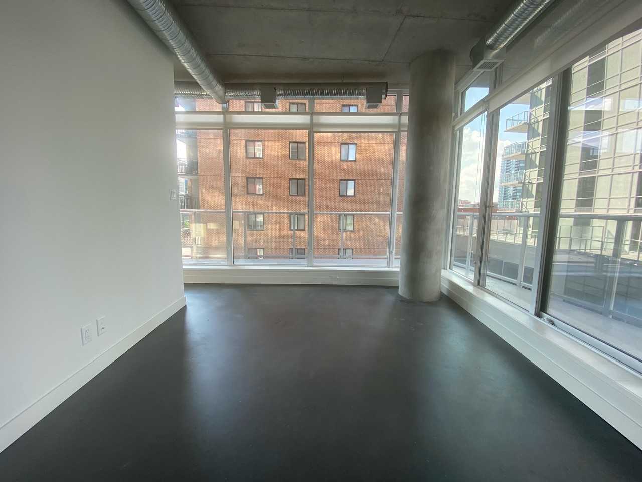 624 8 Ave Se - Photo 7 of 15