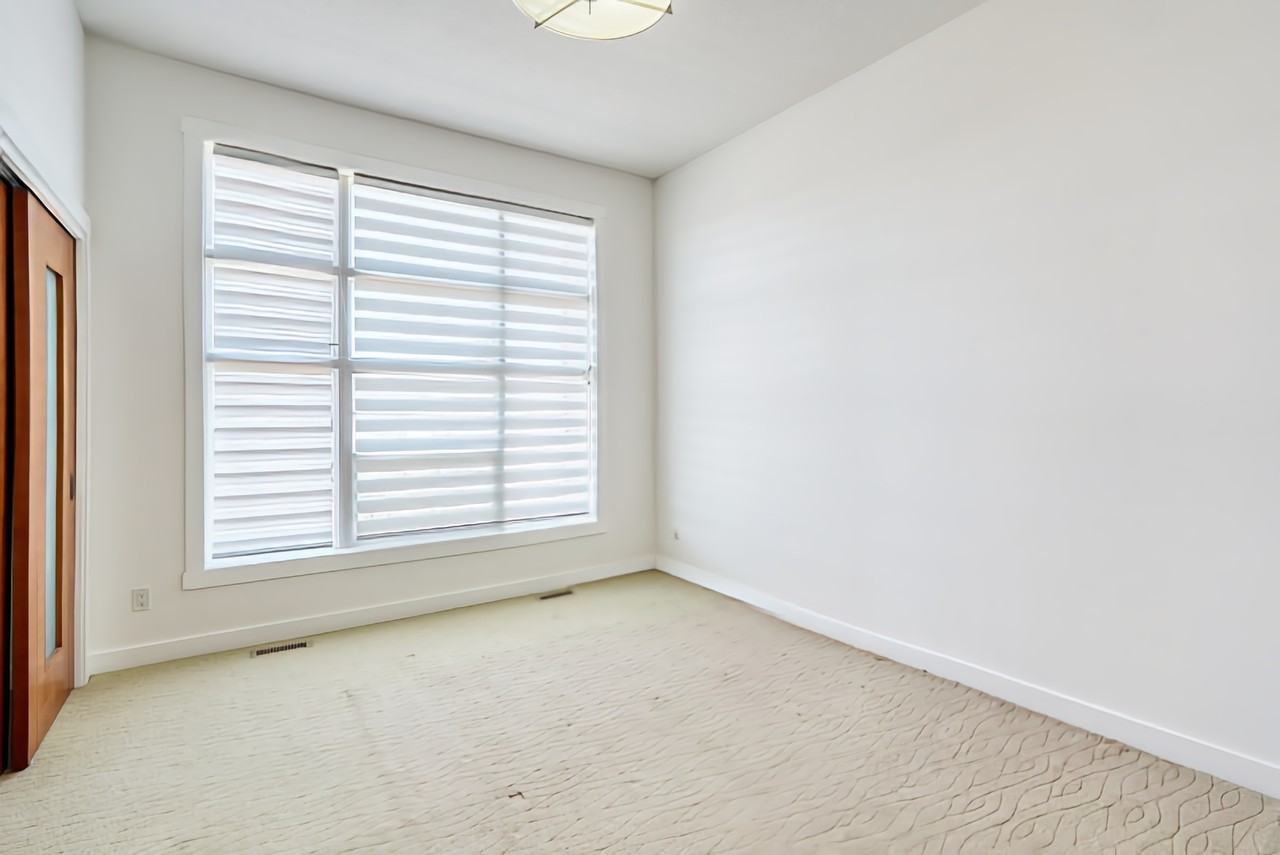 1530 Bayside Ave Sw - Photo 6 of 21