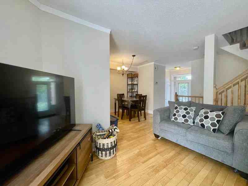 242 Windhurst Dr - Photo 6 of 14