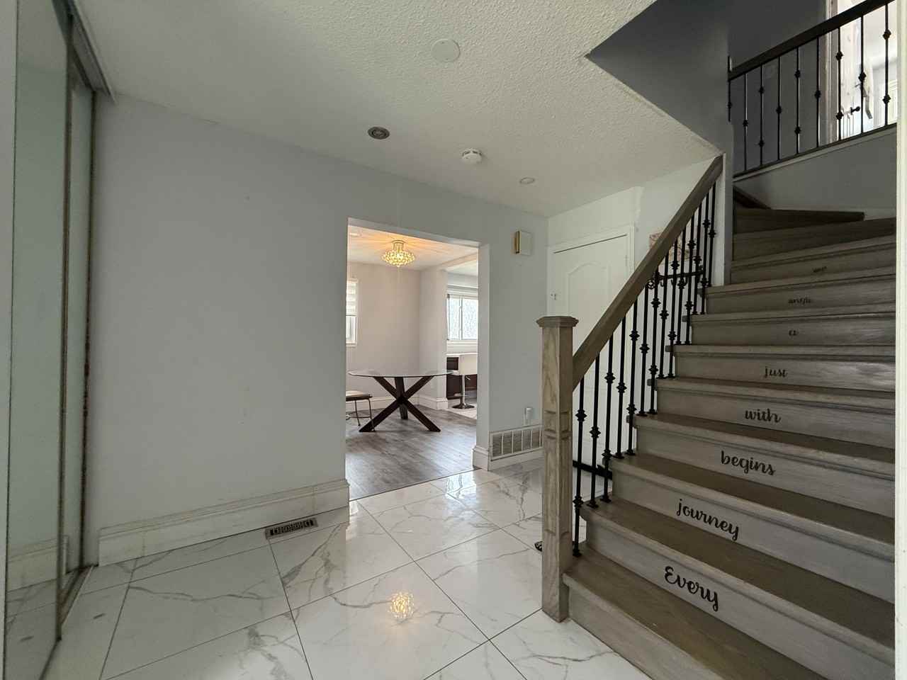 70 Jill Cres - Photo 6 of 25