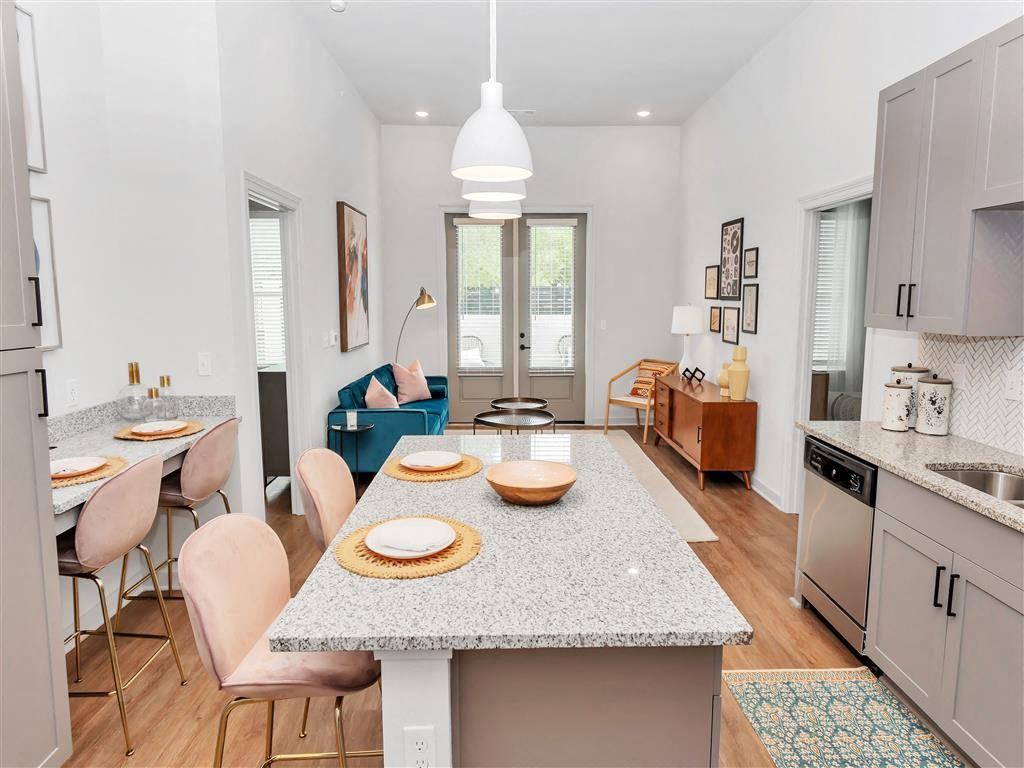 DAWSON PARK APARTMENTS - Photo 6 of 43