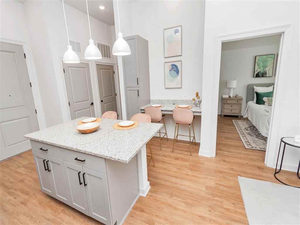 DAWSON PARK APARTMENTS - Photo 7 of 43