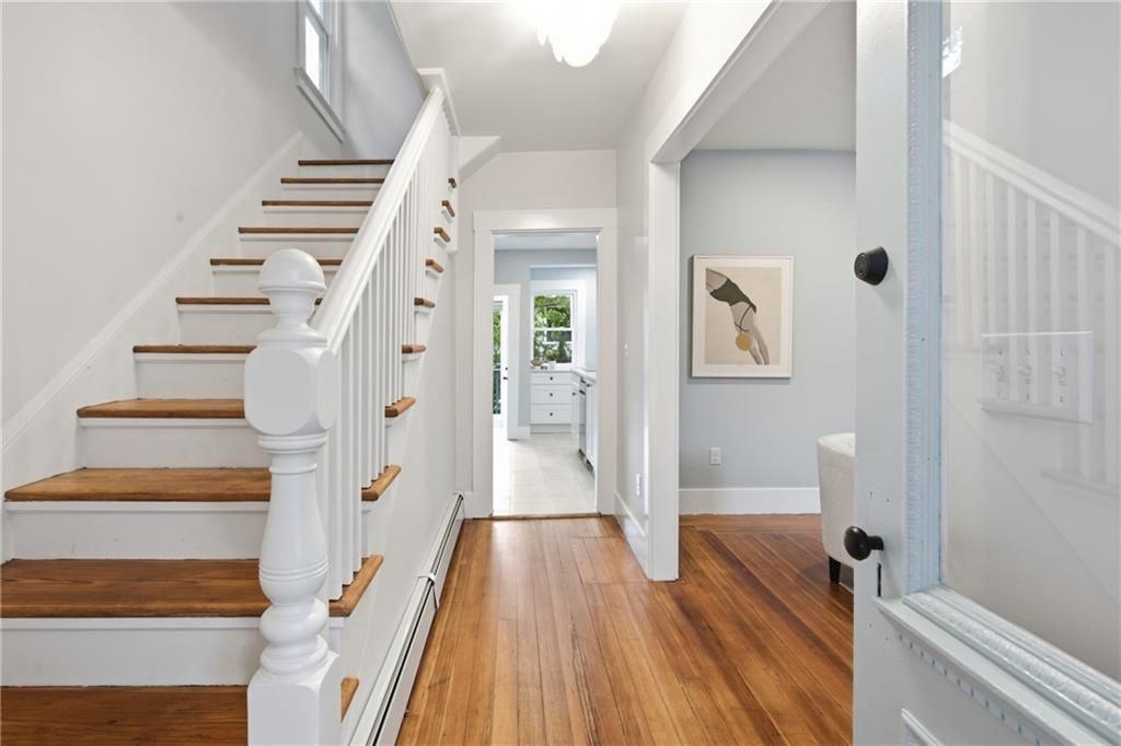 19 Princeton St - Photo 4 of 26