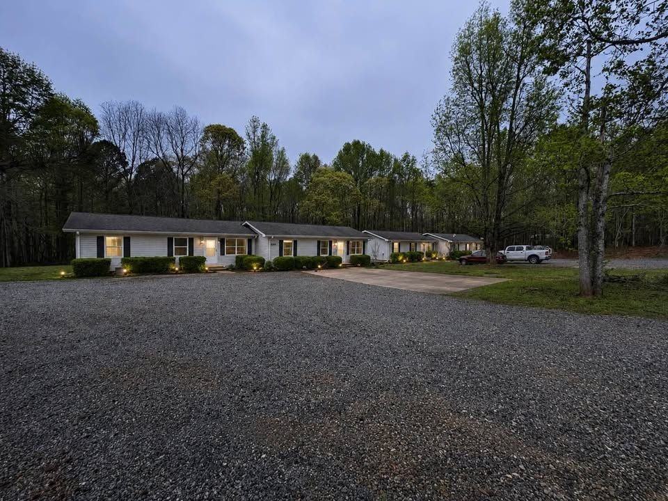 4698 Giddon Martin Rd ##B - Photo 2 of 9