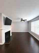704 Wellington Pl - Photo 1 of 1