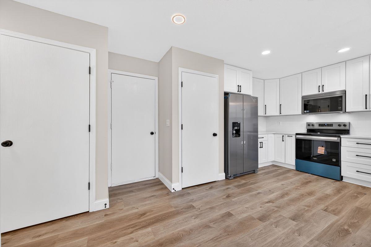 1447 Pepperdine Ct - Photo 5 of 38