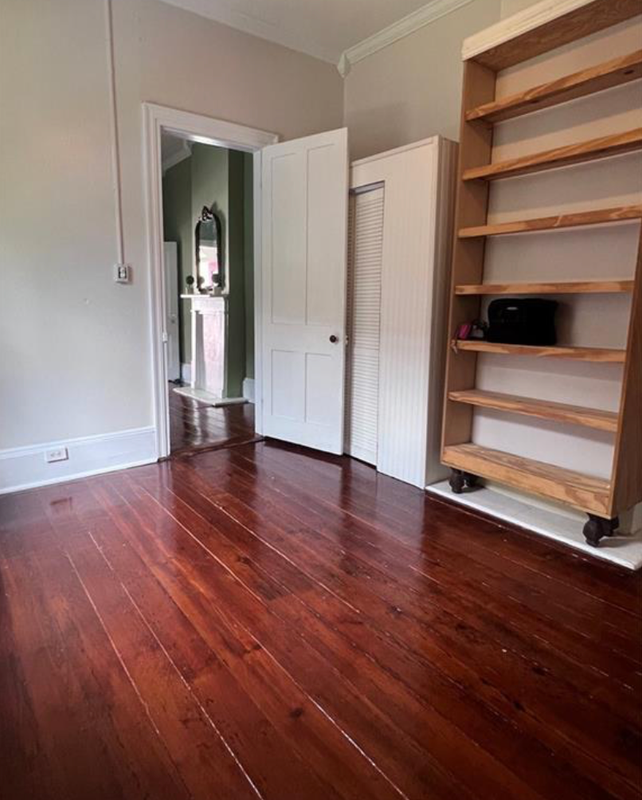 1033 Port St - Photo 2 of 7