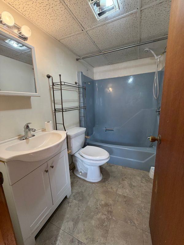 11 Irving St - Photo 4 of 5