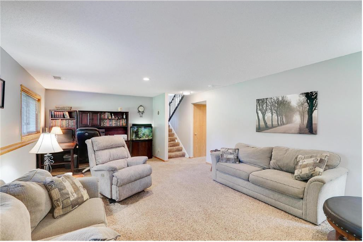 9120 Sierra Rd - Photo 3 of 18