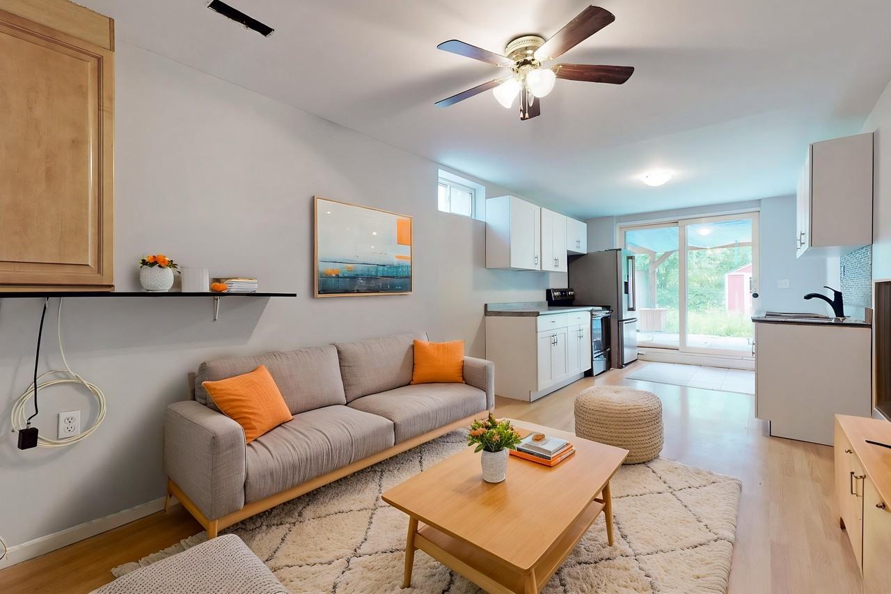 1250 Dartmoor Street - Photo 3 of 25