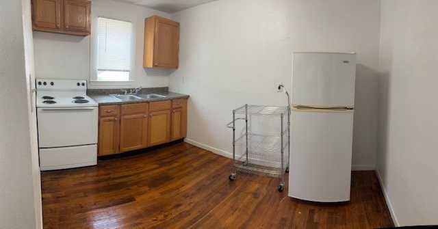 161 S Floral St - Photo 2 of 18