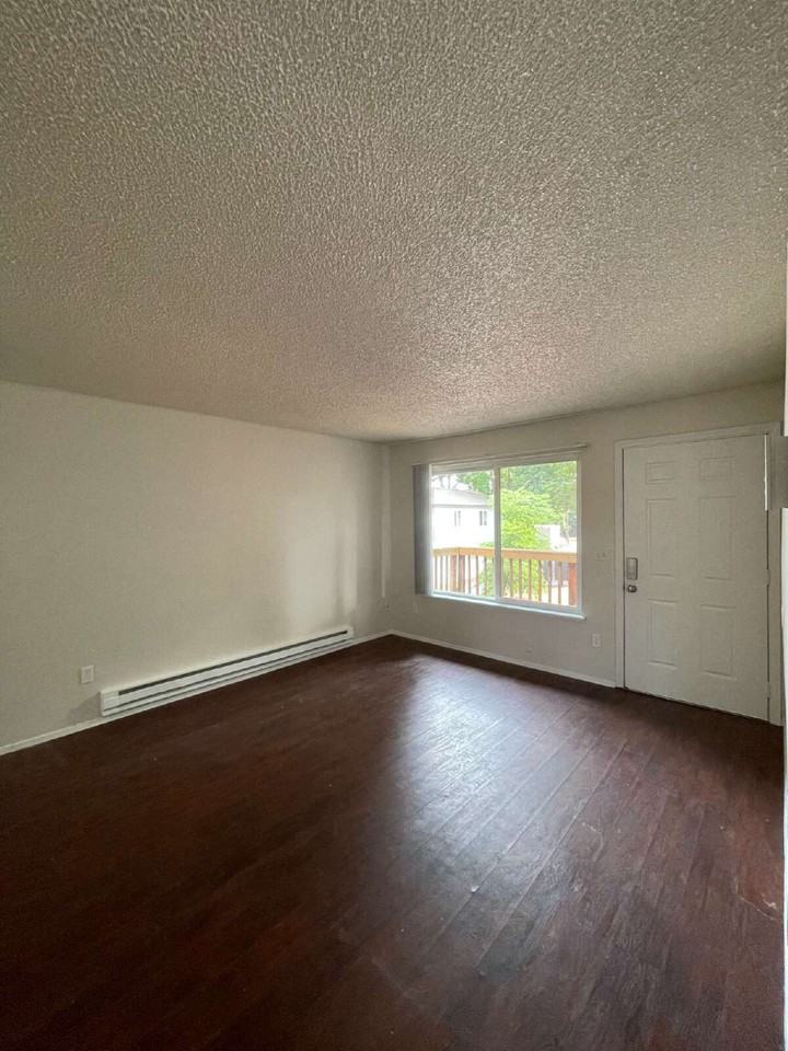 17422 Se Powell Blvd - Photo 2 of 8