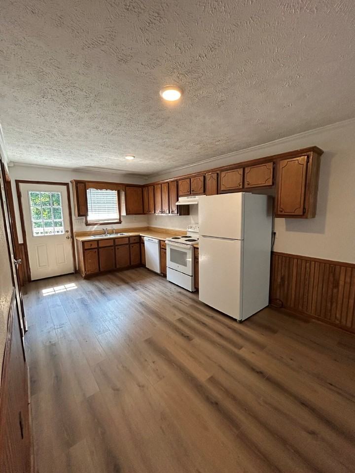 1019A Wesley Cv - Photo 7 of 8