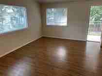 2227 S Stephen Ave - Photo 4 of 21