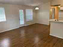 2227 S Stephen Ave - Photo 6 of 21