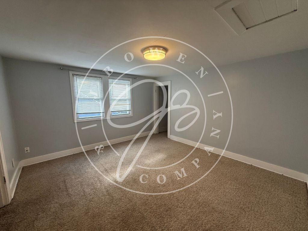 3223 Inverness Ave - Photo 6 of 19