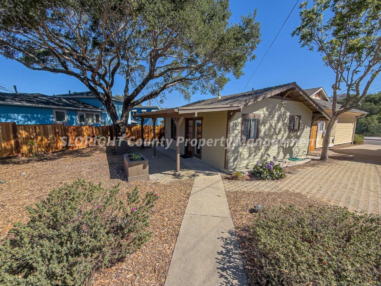 793 Pepper St - Photo 4 of 16
