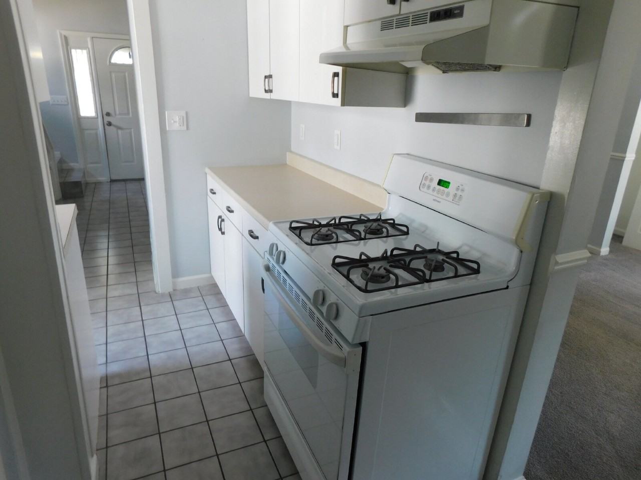 405 N Washington Ave - Photo 4 of 17