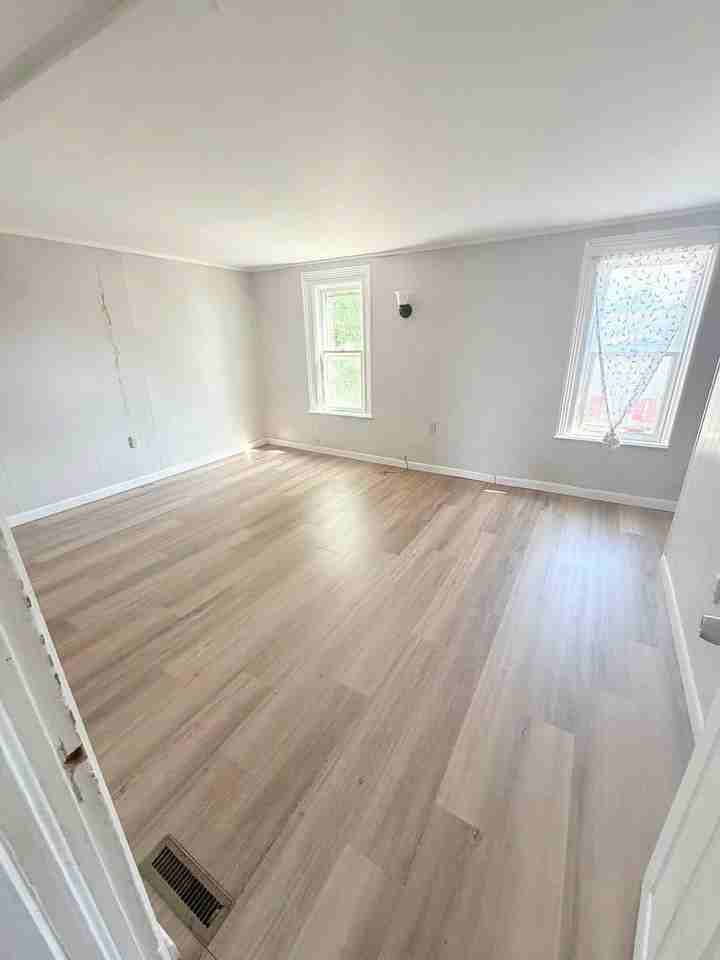 721 Lyon St #1 - Photo 2 of 9