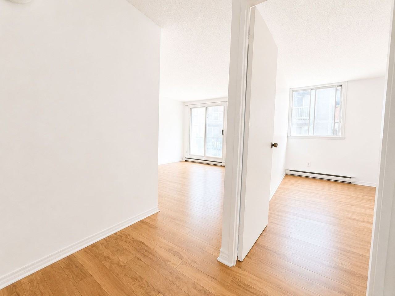 1595 Henri Bourassa - Photo 2 of 19