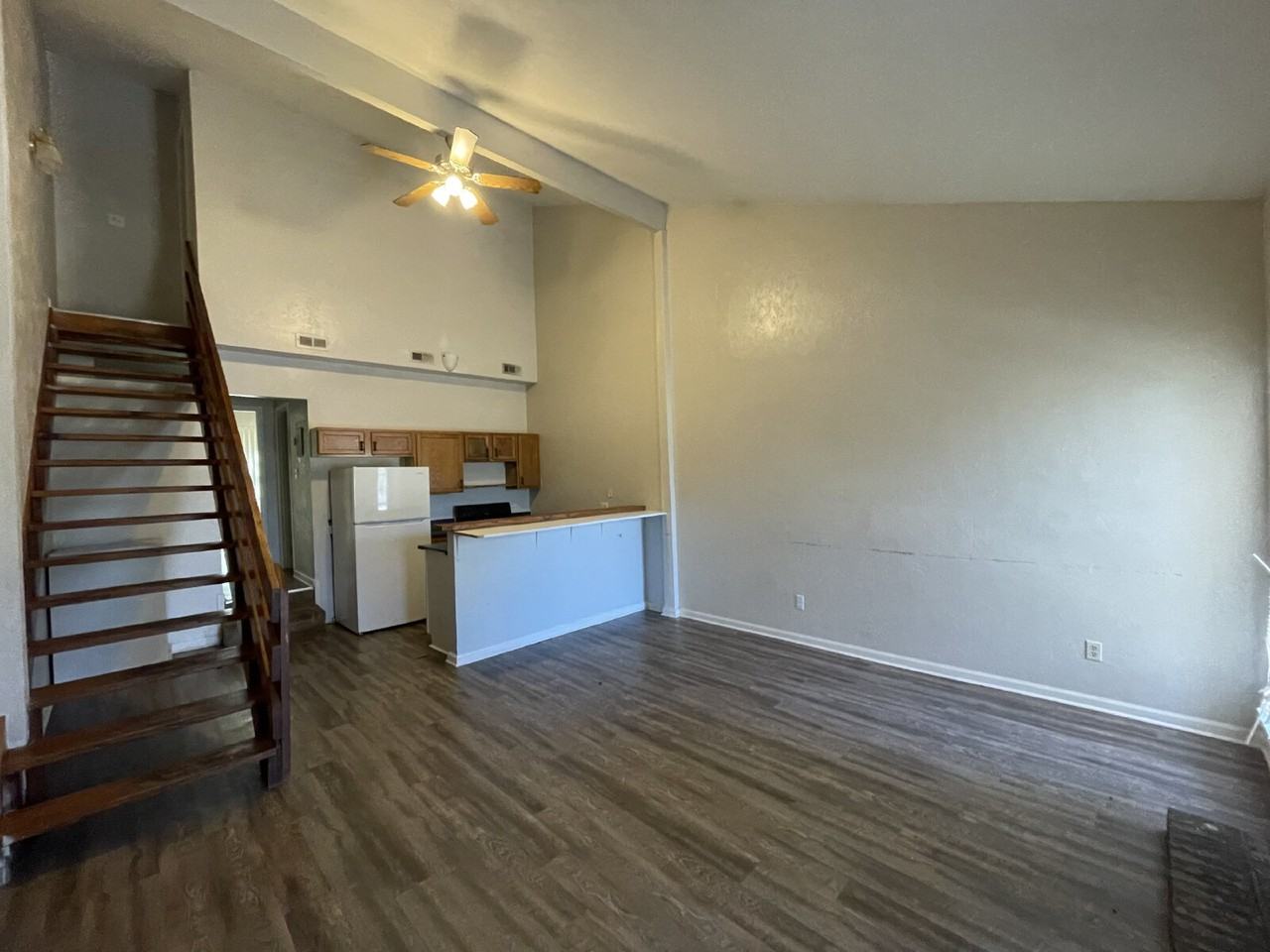 1213 Chee Ln - Photo 4 of 15
