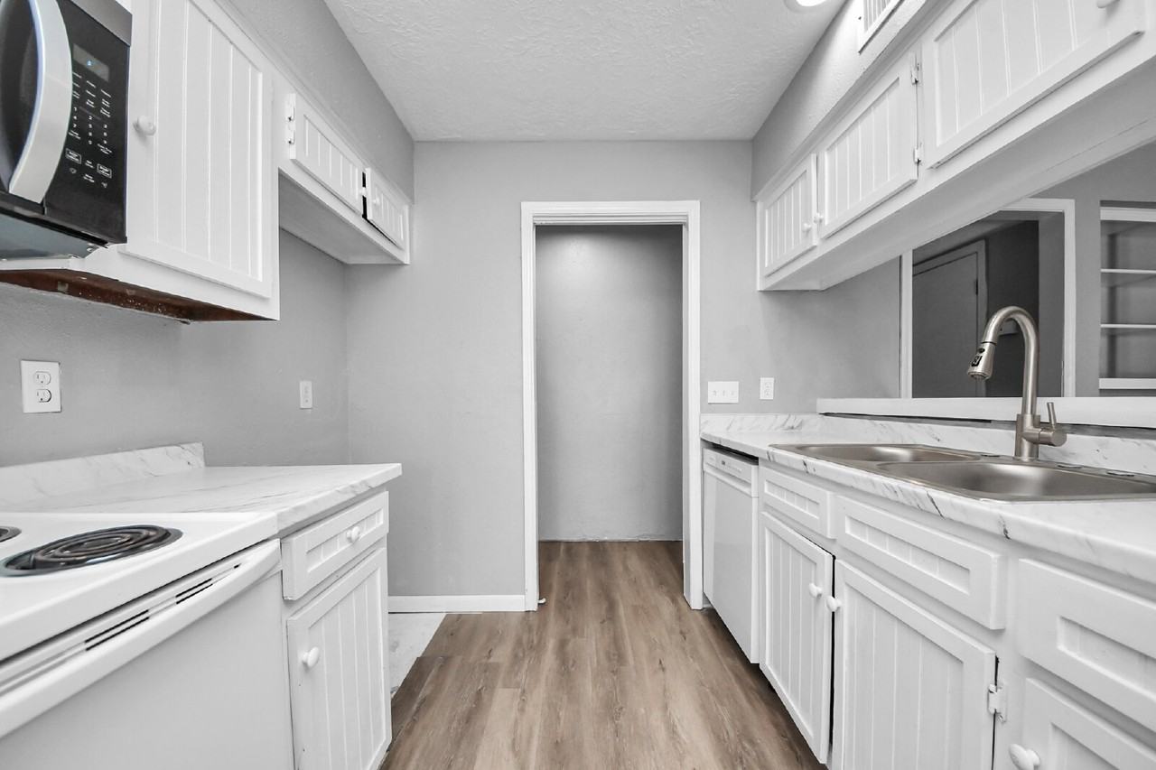 13603 Ravensway Dr #A - Photo 3 of 38
