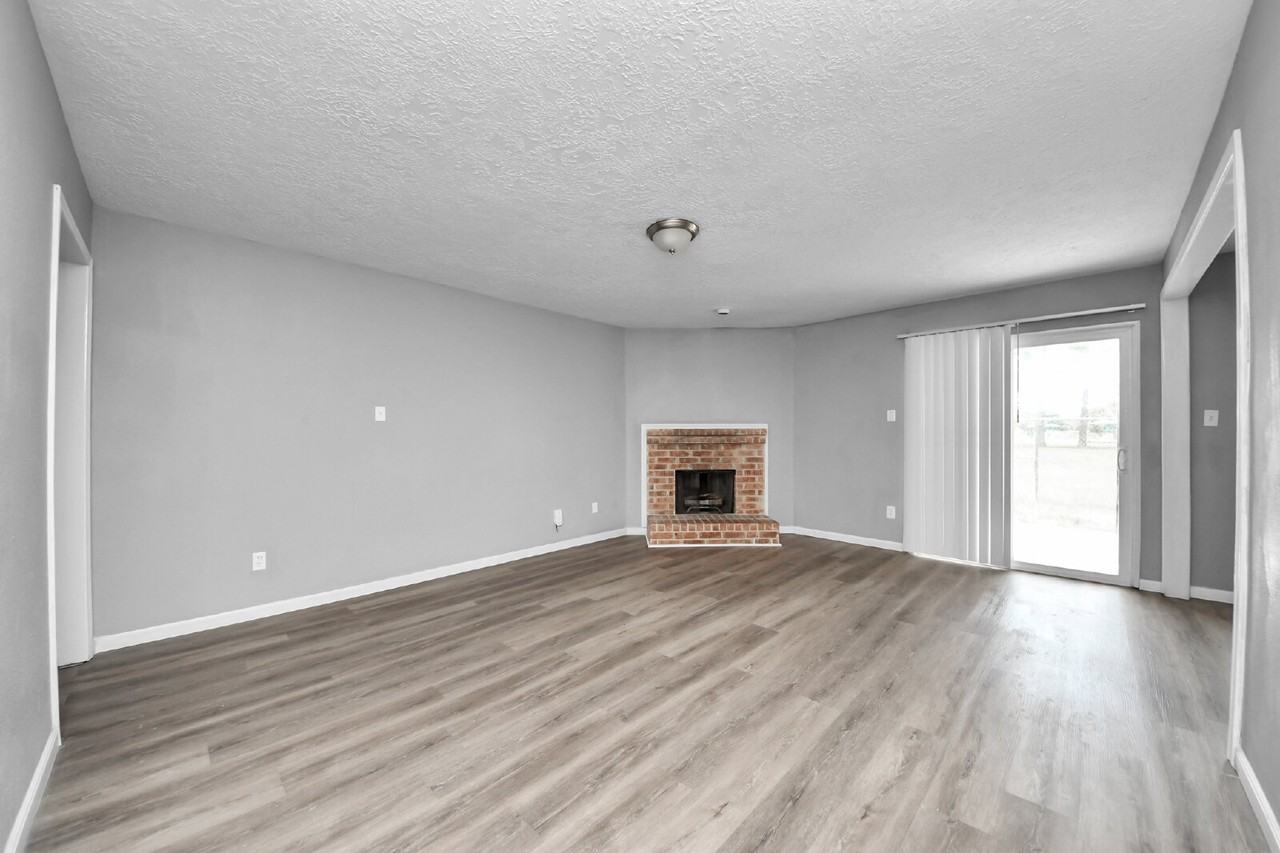 13603 Ravensway Dr #A - Photo 4 of 38
