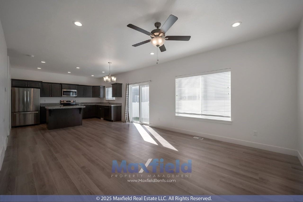 4718 E Breezy Patch Rd - Photo 5 of 25