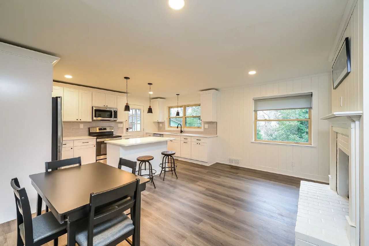 147 Harmon Ave - Photo 2 of 10