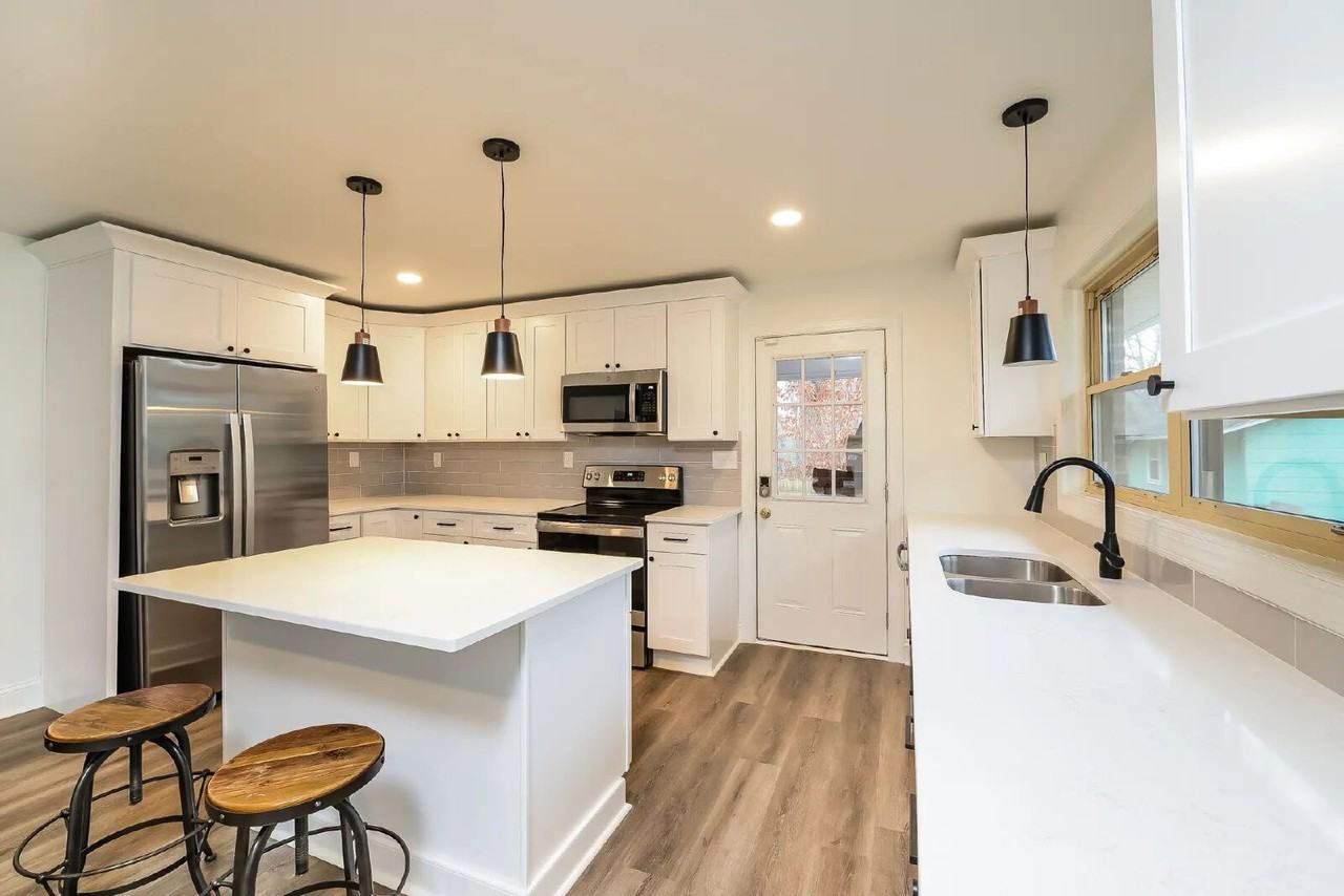147 Harmon Ave - Photo 5 of 10