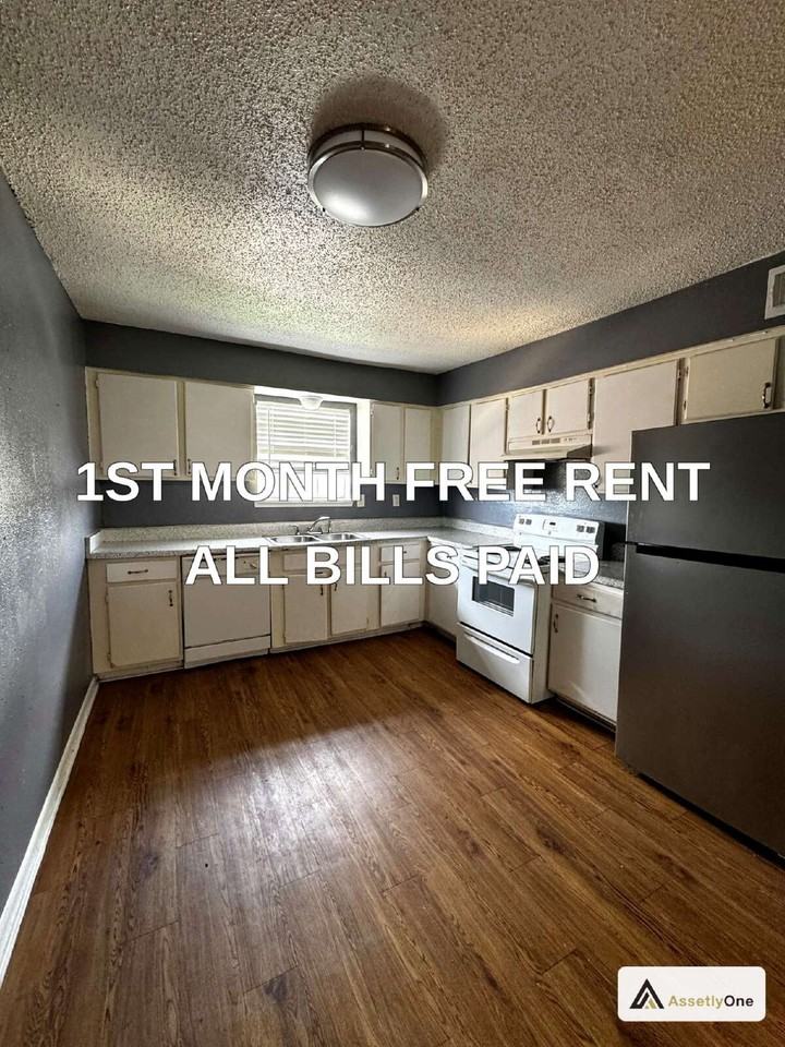 2311 71st St #206 - Photo 3 of 11