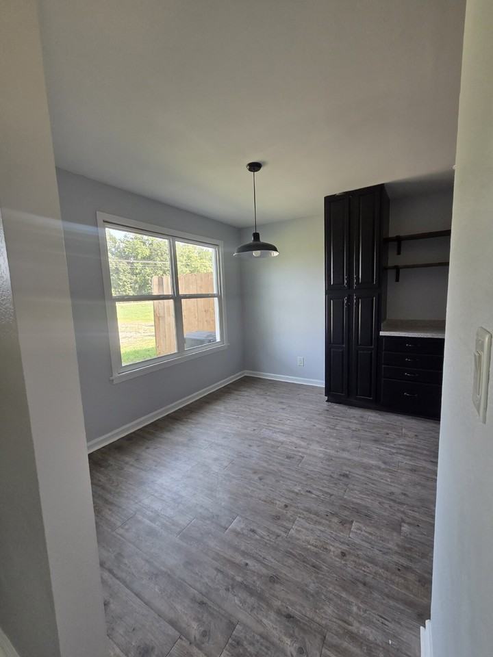1165 Claylick Rd #B - Photo 3 of 10
