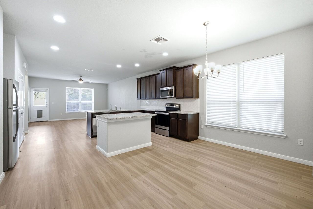 5950 Larkspur Vly - Photo 6 of 44